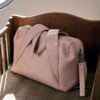 Bolso de maternidad Mayoral polipiel color maquillaje 2