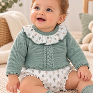Conjunto de Niño de Punto Verde Salvia con Cuello Volante y Ranita Estampada