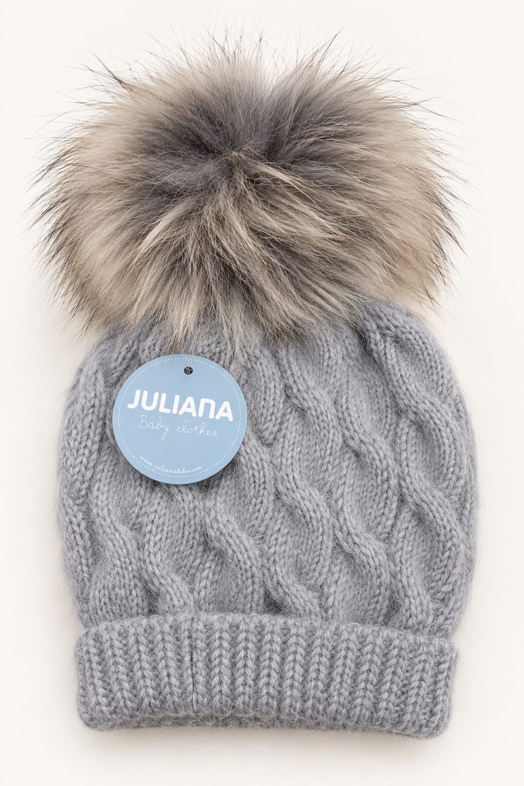 Gorro gris de bebé con pompón y etiqueta Gorro de Punto Suave Gris con Pompon de Pelo Juliana Baby Clothes 3
