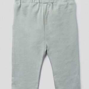 Pantalón elástico verde suave. 8