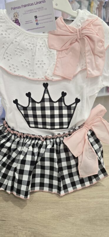 WhatsApp Image 2026-06-09 at 17.57.06 (3) Conjunto camiseta + cubrepañal faldita "Corona vichy negro" 5