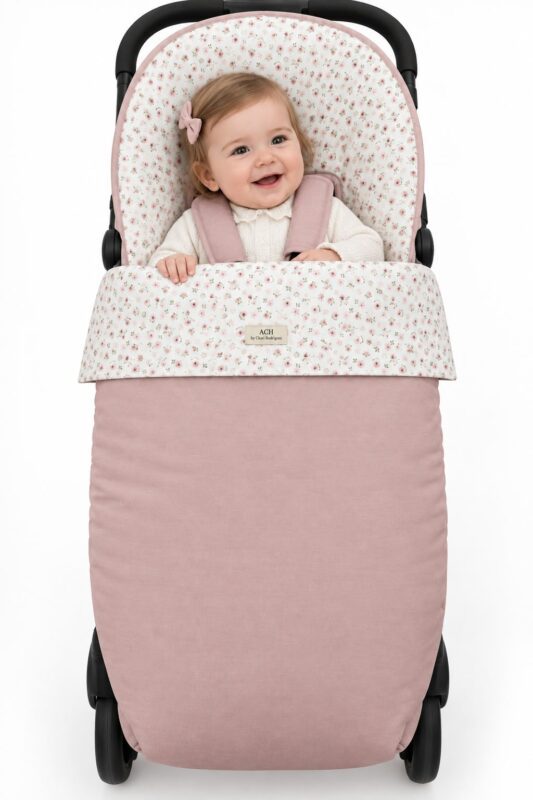 WhatsApp Image 2026-09-11 at 11.56.52 Saco para Carrito de Bebé Rosa Empolvado con Floral | ACH by Chari Rodríguez 3