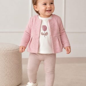Conjunto de Bebé Niña Mayoral Rosa con Chaqueta, Camiseta de Flor y Pantalón