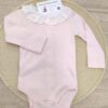Body rosa cuello batista perforado blanco 1 Body rosa cuello batista perforado blanco 1