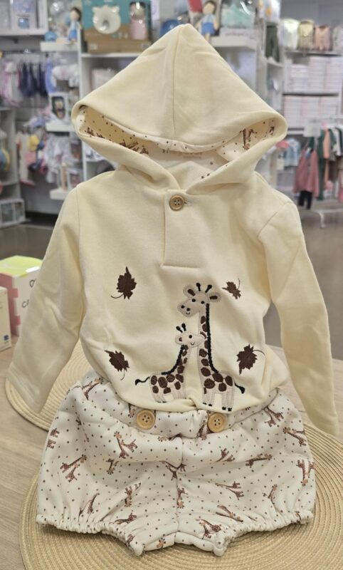 i270107 Conjunto infantil de invierno con sudadera de capucha y pantalón corto de jirafas 6