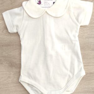 Body cuello Bebe color crudo
